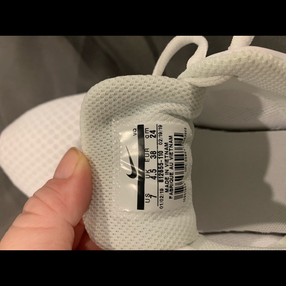 White Nikes - Picture 4 of 5
